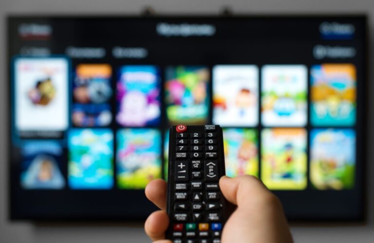 4 Signs You Need a Better IPTV Provider