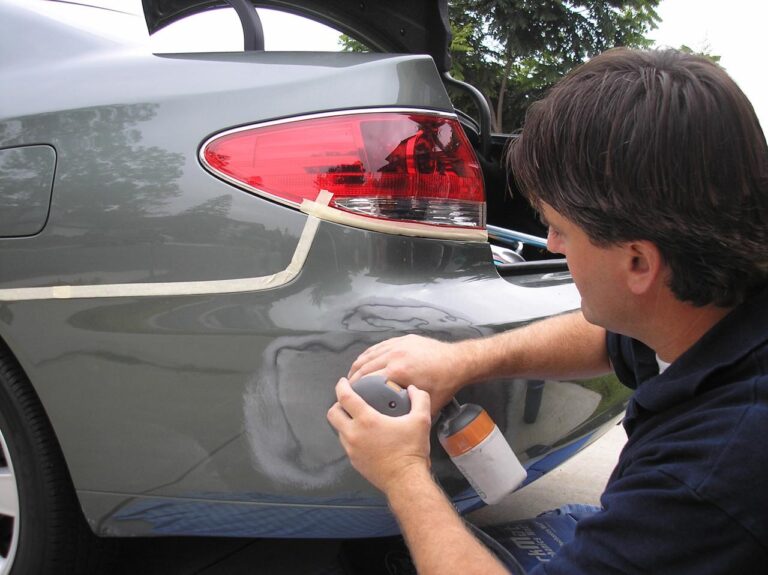 3 Pros And Cons Of DIY Car Body Repairs