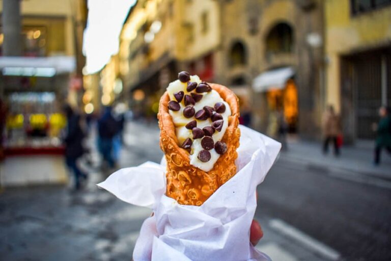 A Taste of Italy: Top 5 Italian Snack Foods You Need to Try in 2023