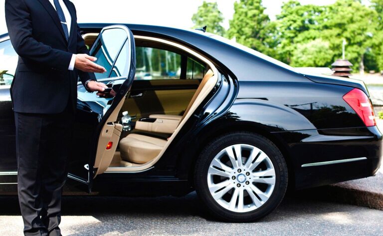 A Guide to Chauffeur Services in Crete for a High-End Experience